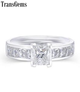 Transgems 14k białe złoto 14CTW 07ct 5 mm f Color Kolor Księżniczka Cut Moissanite Pierścień zaręczynowy z 25 mm Princess Cut Side Stone Y19064087200