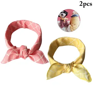 Abbigliamento per cani 2 pezzi per la sciarpa per animali domestici carini decorativi semplici bandana bandana gatto per gatto per cuccioli di abbigliamento da gattino forniture