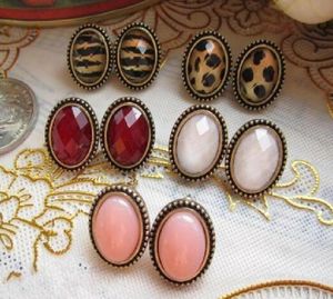 Vintage Cameo Stud Elipse Leopar Kırmızı Mavi Beyaz Elmas Küpe Karışımı Renkler Rastgele 20 Çift 40PCS1627627