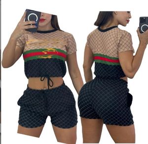 Summer New Designer Feminino Feminino Treno T-shirt Shorts Luxury Brandgg Casual Set 2 Peças Sport Sports Sport J2968