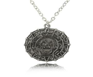 Filmsmycken Pirates Necklace Vintage Bronze Silver Designer Skull Coin Pendant Necklace Men Gift Souvenirs Party Friendship Gift6177574