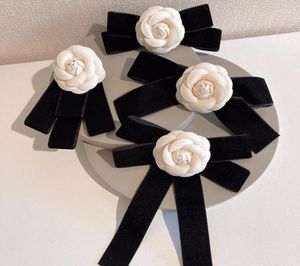 Bow Ties Kore Camellia Kadınlar39s TIE Broş Retro Koleji Gömlek Yaka Çiçek Moda Velvet Bowtie Corsage Pin Hediye For9256719