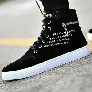 Casual Shoes Men Vulcanized British Style High Top Sneakers Canvas Man Sport Skateboarding Fashion Mężczyzna