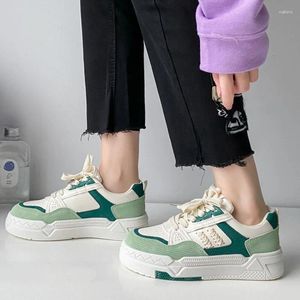 Casual Shoes 2024 White Women Platform Canvas höjd Öka sneakers för flickor kvinnliga damer tjocka sulskor chaussure femme