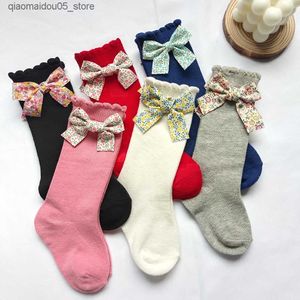 Kids Socks Cute Princess Girl Knee High Socks Flower Bow Baby Long Pipe Socks Children Knitted Socks Children Leg Warmer 0-7 Years Q240413