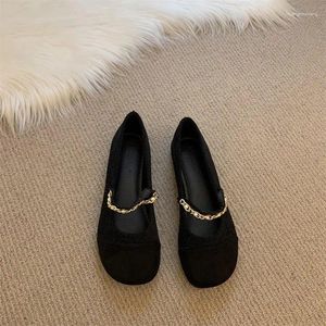 Casual Shoes 2024 Spring Round Toe Fashion Chain Shallow Slip On Women Flat Ladies Outdoor Ballerina Shoe For