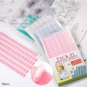 Pink Blue Nail Adhäsive Kleber Ton wiederverwendbares klebriges Gel für Nagelkunst Praxis Stand Display False Tipps Manikürewerkzeuge