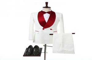 結婚式の花groommenのための赤と象牙の男性スーツ2ピースクラシックフィットカスタムメイドの新郎タキシードスジャケットパンツ3860596