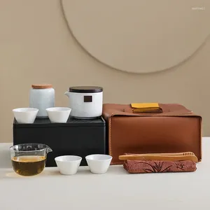 Чайные наборы японского туристического чая на открытом воздухе Портативный один горшок с четырьмя чашками керамический бизнес -подарки
