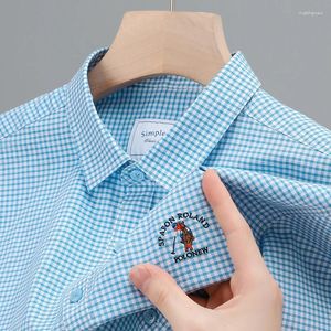 Mäns avslappnade skjortor Designer Luxury Cotton Shirt Lapel Spur Embroid Short Sleeve2024Summer Korean Business Checkered Wear