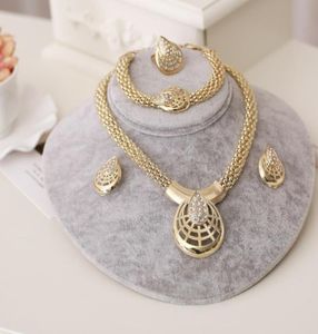 Dubai Gold Jewelry Set Nigerian Wedding African Beads Crystal Bridal Jeweleriy Set Necklace Earrings Armband Ring Set9392084
