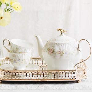 Filiżanki spodki kości China kawy kubek kwiat luksusowy ceramiczny zestaw herbat