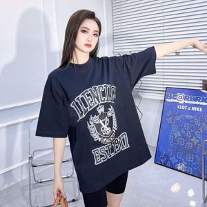Kadın Hoodies Sweatshirts Erken İlkbahar Paris Marka Tarzı Yıkık Kaplama Mektubu Yuvarlak Boyun Kısa Kollu Tişört Tişört Unisex