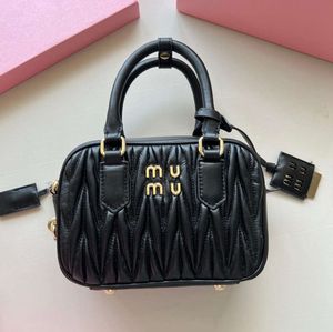 MUI MATELASSE BOWLING torebka Dani Designer Bag Miui Fashion Crossbody LUSURYS Nawet Pochette Bag Women Clutch Torebka Męska skórzana makijaż na ramię Mini torby 777