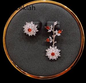 Hezekiah 925 Tremella needle Lady noble Earrings Personalized fashion Shiny AB section wreath Eardrop Dance party 1351144