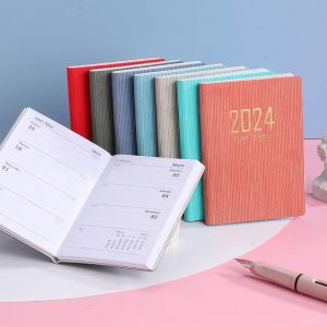 A7 2024 Planejador Inglês 2024 A7 Mini Journal Journal Faux Leather Couation Papel à prova de tinta 180 Páginas suprimentos para estudantes para diário de bolso