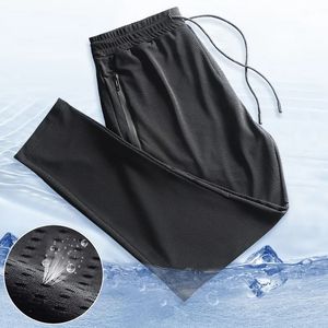 Pantaloni sportivi da uomo seta ghiacciata veloce e traspirante estate traspirato sottile fitness fitness a mesh pantaloni climatizzanti 240412