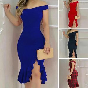 Casual Dresses Women Sexy BodyCon Dress Off Axel Solid Color Ruffle Split Sleeveless Dressing Slim Fit Tight Midje Ball Party