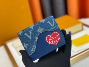 Новый короткий зажиг джинсовый джинсовый дизайн дизайна кошелька кошелька сцепление с клатчкой. Папка кожа кожа дизайнер дизайнер сумки сумка M81020