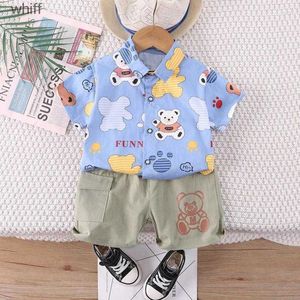 Kleidungsstücke Kleidungsstücke Sommerbabykleidung 2024 Kleinkind -Boutique -Outfits für Kinder Cartoon gedruckt kurz Ärmel Hemden und Shorts zweiteilige Set C240413