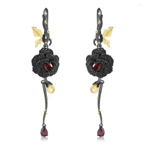 Kolczyki Dangle Garnet Rose Długość prosta design srebrny 925 moda dla kobiet