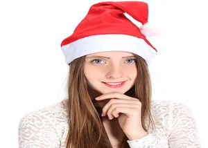 200pcs Kırmızı Noel Baba Şapka Dokunamayan Ultra Yumuşak Peluş Noel Cosplay Şapkaları Dekorasyon Yetişkinleri Çocuk Noel Partisi Hats2928221
