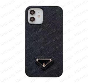 Casos de telefone celular de primeira qualidade para iPhone 13 12 11 Pro Max X XS XR 8 7 Plus Leather Back Shell Case Triângulo Rótulo Smartphone Cover28001443