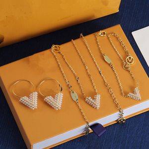 With BOX Luxury Women Pearl Jewelry Sets Stud Earrings Necklace Bracelets Sets Girls Christmas Wedding Never Fade Best Jewelry Set