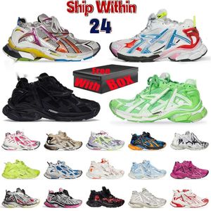 2024 Track Runners Sneakers 7.0 Designer Casual MCNM Shoes Platform Graffiti White Black Deconstruction Sänder Kvinnor Tränare 411