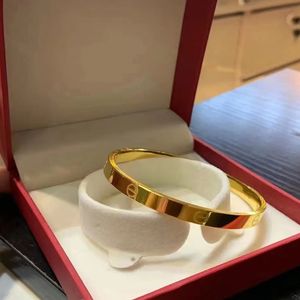 Bracciale a vite d'argento Bracciale in acciaio inossidabile braccialetto per donne di alta qualità di alta qualità 18k braccialetti per cuffia per placcatura in oro