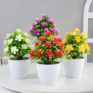 Flores decorativas Plantas artificiais em vasos pequenos ornamentos de flor de grama falsa para a festa de casamento de decoração de jardim em casa