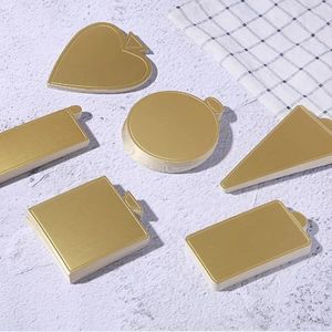 Moldes de cozimento 100pcs mini placas de bolo de papelão de papelão dourado de mousse de mousse redonda redonda de sobremesa de placas de decoração de pastelaria