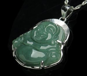 925 Pure Silverencrousted Jade Buddha Pendant Natural A Goods Myanmar Oil Emerald Male Halsband Women9234124