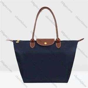 Bolsas de compras de nylon viagens sacolas portáteis dobráveis com peso leve à prova d'água de grande capacidade Bolsa de armazenamento de bolsas de pele de pele Bolsas de armazenamento casuais Marca de designer 2473