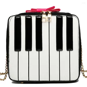 Sagne per le tracoste Donne Tastiera Piano Brancia Small Flaps per donne Designer Luxury Designer Bag 2024 Freee