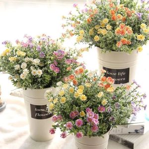 Decorative Flowers 1PC Artificial Daisy Flower With Green Plants Grass European Floral Plastic For Home Wedding Table Decoration