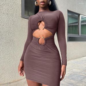 Casual Dresses Fashion Style Sexy Women Clothing Long Sleeve Cut Out Slim Fit Looking Kort kjol Po Clock-in 2024