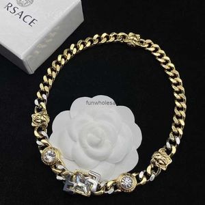 Fan Sijia Beauty Head F Buchstabe Diamant Twisted Stück Kette Halskette Messing Mode vielseitige Premiumkragen Kette