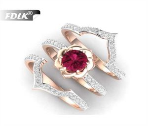 FDLK 3pcsset Exquisite Rose Gold Blumenring Jubiläum Vorschlag Juwely Frauen Engagement Ehering Band Ring Set Q07082103281
