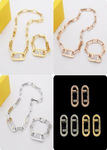 Designer Men Lady Women Armband örhängen Halsband Titanium Steel Hollow Out Double F Letter 18K Gold Thick Chain Ear Studs Luxu9427997