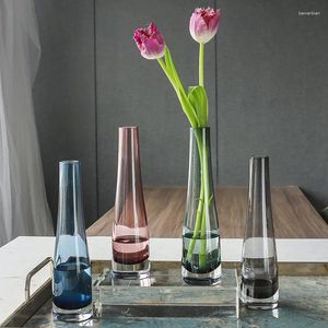 Vaser enkel vas liten blomma arrangemang bord modern minimalistisk transparent flaska