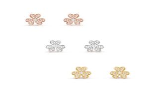 Lucky Clover Stud Orecchine Designer per Women Letter V Fourleaf Cleef Mini lussuoso gioielli lussuosi Diamond Earings Gold Rose Gold Silve7086040