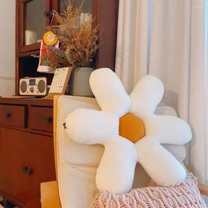 Poduszka ins Little Daisy Flower Car Rzut Sofa Słonefler Krzesło Extra Duże