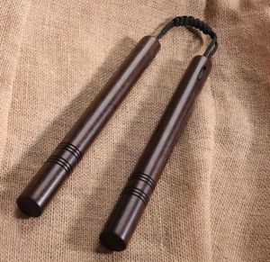 アクセサリーソリッドウッドブラックウッドナンチック木製の実際の戦闘パフォーマンスロープnunchaku2節スティック3146350