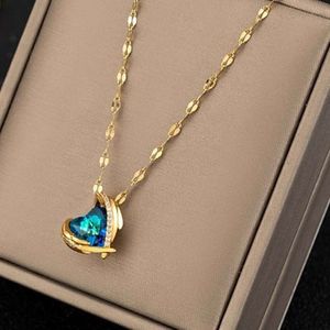 Heart of the Sea Necklace Female Love Crystal Pendant Titanium Steel Gold Plated Collar Chain2024