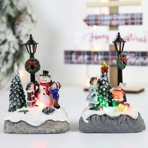 Figuras decorativas Árvore de Natal e Filhote de Luzes da Vila do boneco de neve Village Brincando com a cena das crianças Light Up Micro Resin