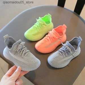 Sneakers Childrens mesh shoes breathable soft and comfortable casual for young children boys girls sports childrens new non slip Q240413