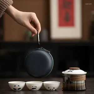 Set di stoviglie dipinte a mano Set di tè da viaggio in vetro a mano Set di tè portatile Cerante di ceramica per esterni tazza una pentola di tre tazze piccoli