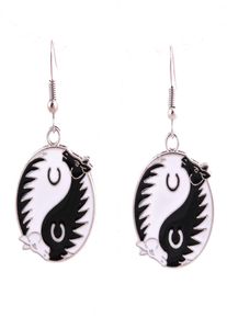 Häst yin yang örhänge zinklegering rodium pläterad tao yinyang emaljerade hästar amulet hooking örhängen smycken 9877285