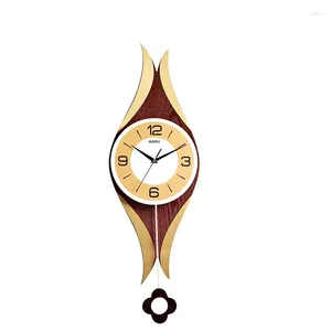 Dekoracyjne figurki ZL Nowoczesne minimalistyczne salon kreatywny zegar ścienny europejski chiński styl dekoracji mody wahadło